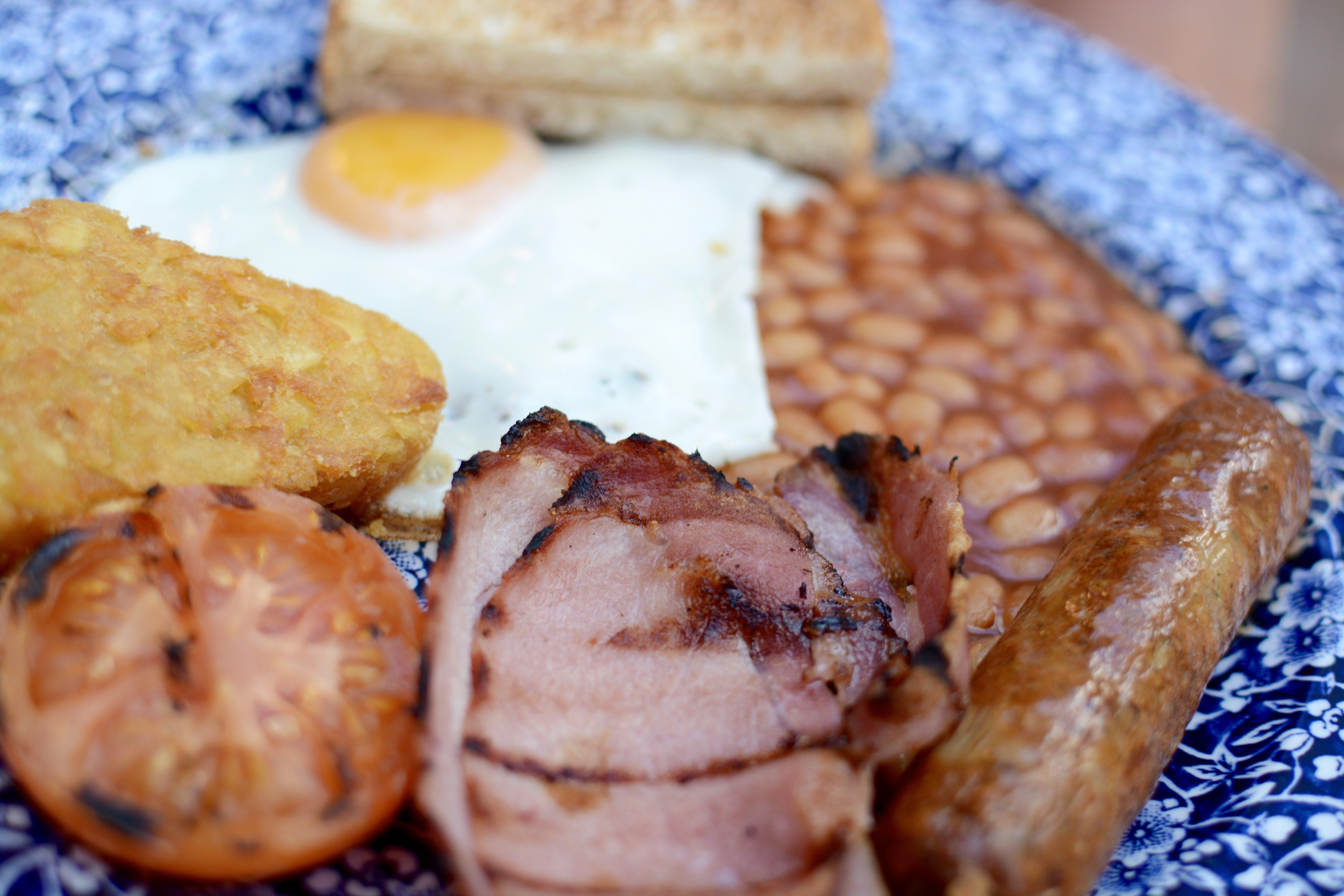 wetherspoons-has-launched-its-own-build-your-own-breakfast-the-news